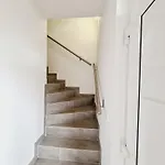 Apartament Eszter Koezel A Balatonhoz 5 Fo Reszere